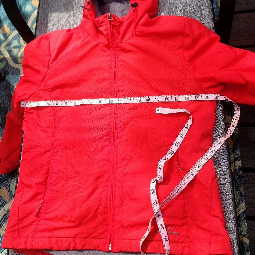 Eddie Bauer red winter jacket, size Medium - Picture 11 of 11